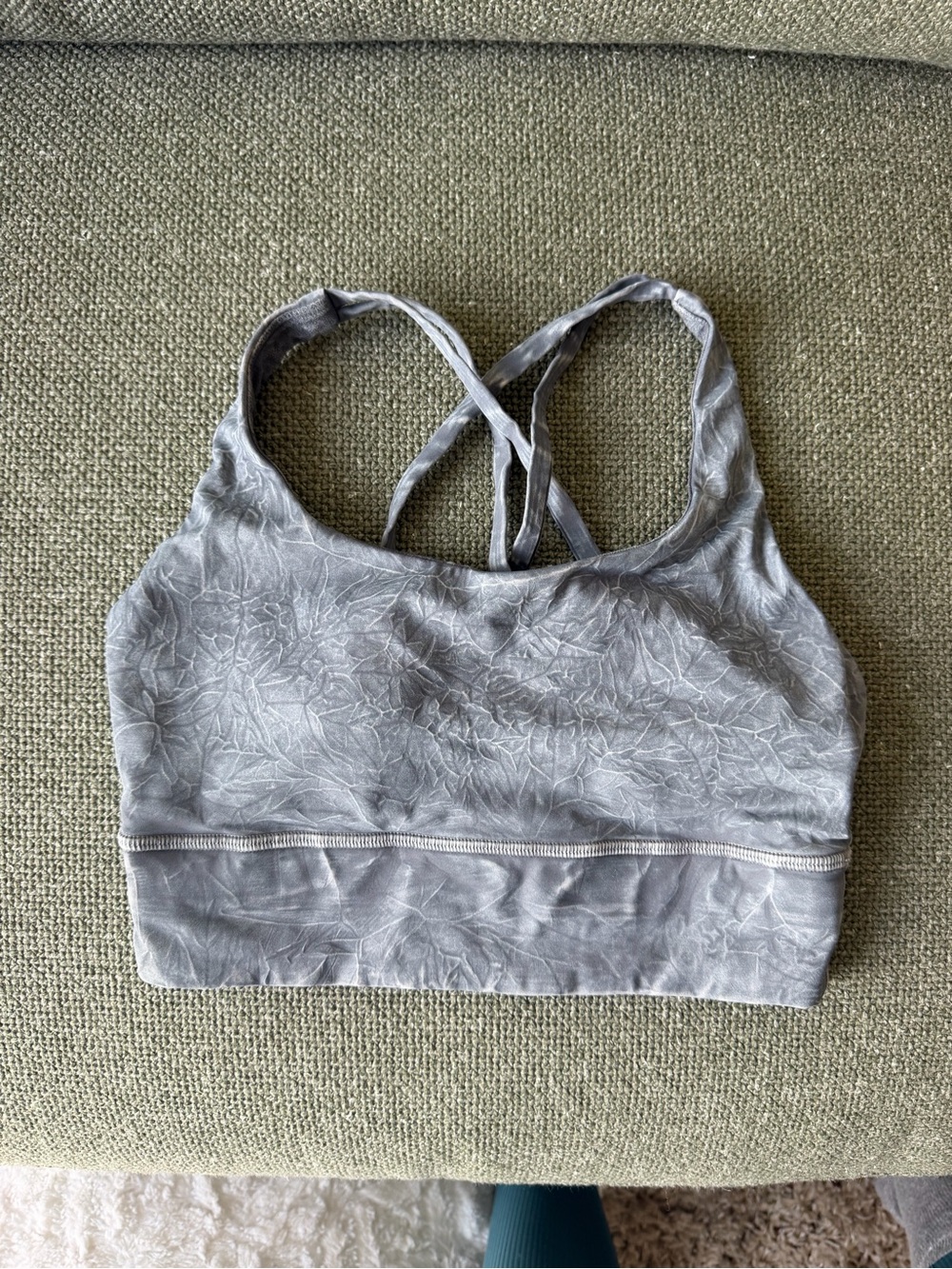 Lululemon sports bra